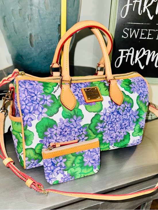 Dooney & Bourke Handbags - Dooney & Bourke Purple Hydrangea Floral Satchel & coin-pouch - EUC